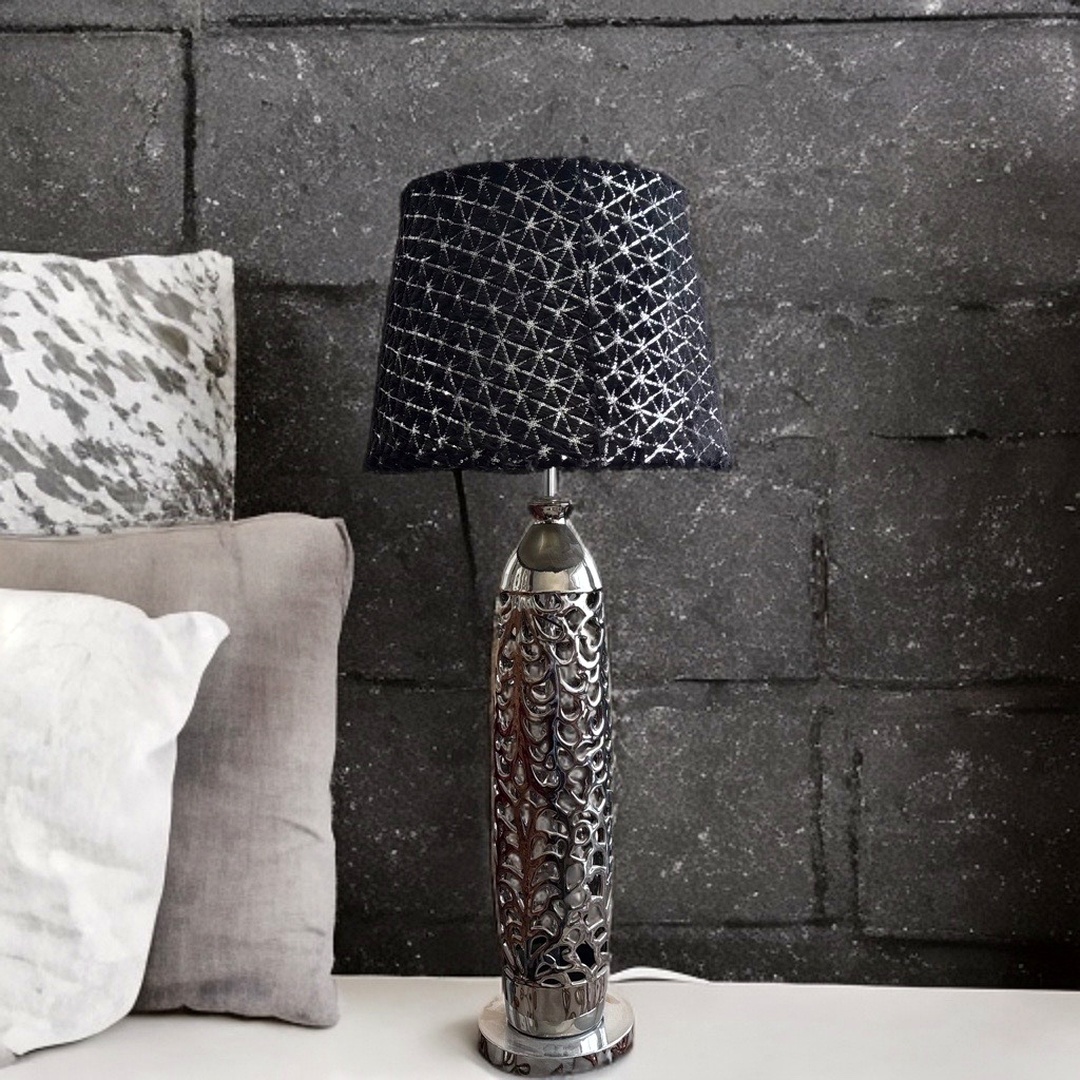 Contemporary table lamp