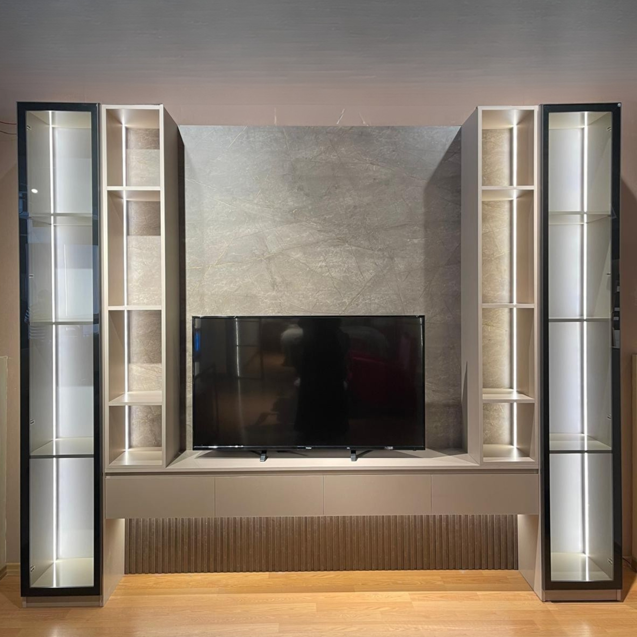 tv unit 2